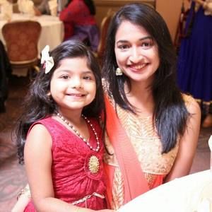 Meet your Posher, Jency